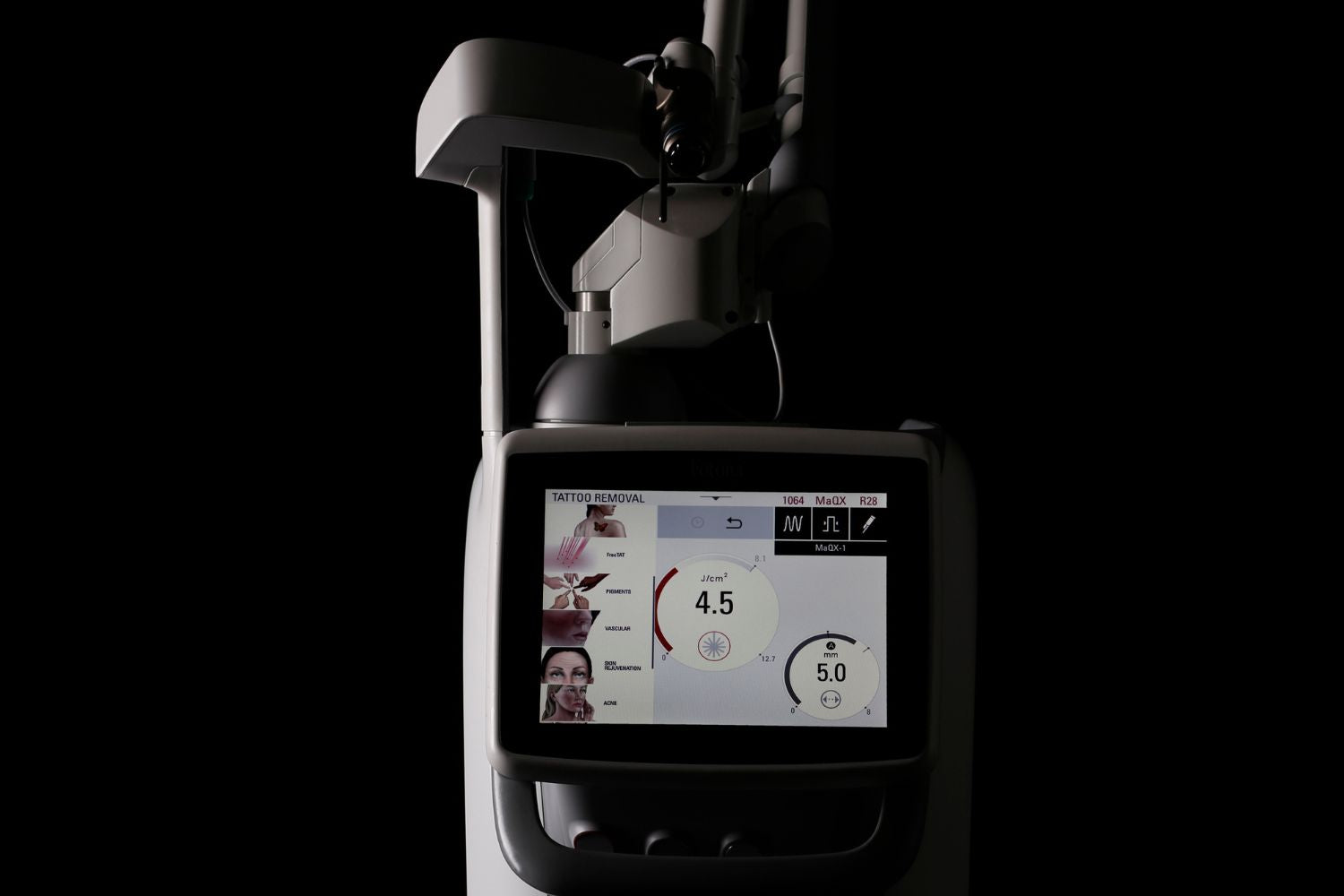 Fotona StarWalker MaQX in treatment room, Pink Laser Clinics Doncaster